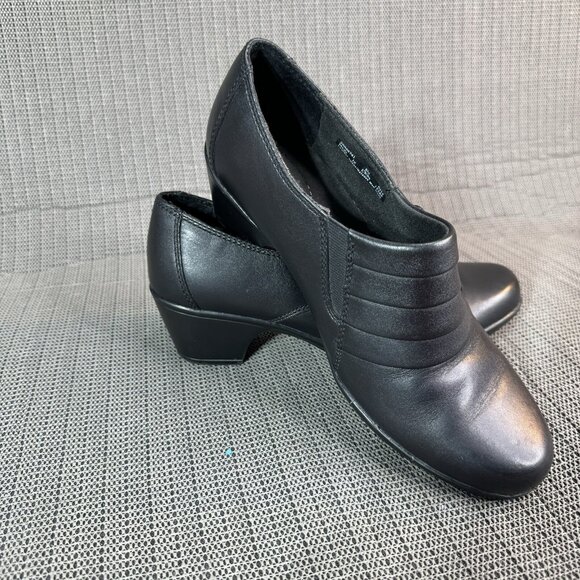 CLARKS Bendables Ingalls Falls Shoe Black Leather Slip On Bootie Boot Size 10M - Picture 6 of 8